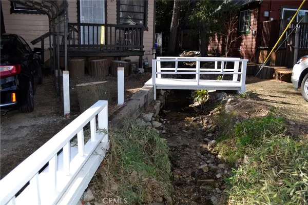 $247,000 | 23747 Pioneer Camp Road, Crestline, CA 92325