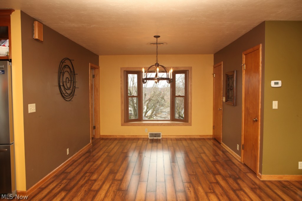 616 Ridgeleigh Street Minerva, OH 44657 - Photo 3 of 25 Gallery Image 3