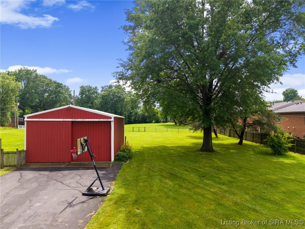 1407 Slate Run Road New Albany, IN 47150 - Photo 15 of 73 Gallery Image 15