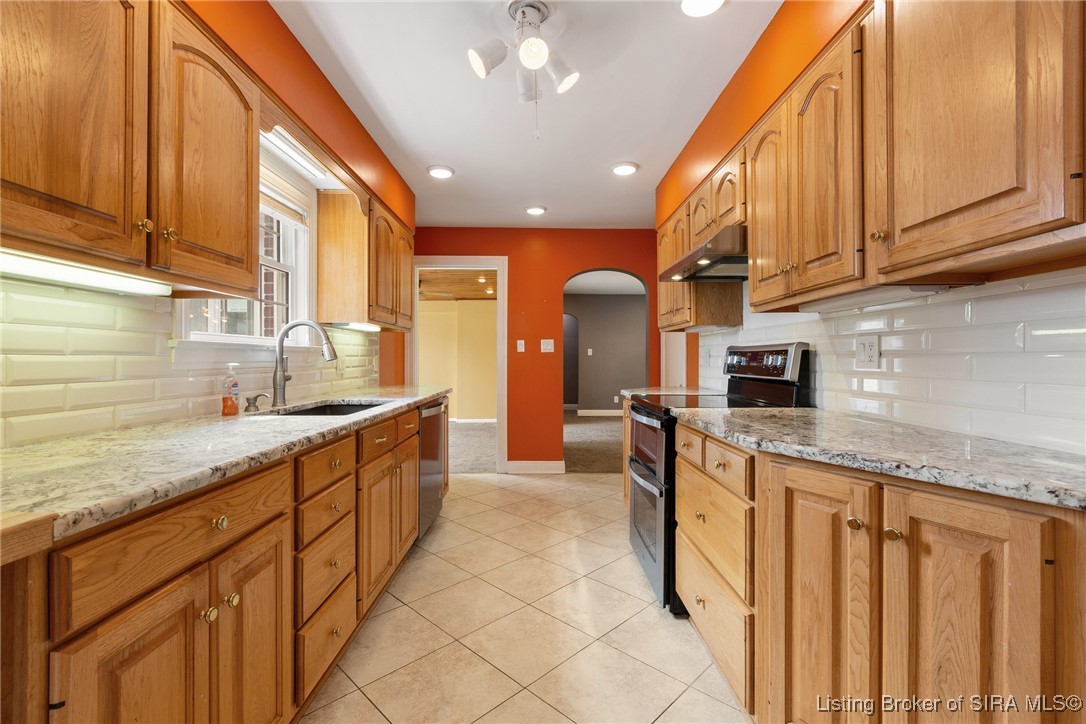 1407 Slate Run Road New Albany, IN 47150 - Photo 34 of 73 Gallery Image 34