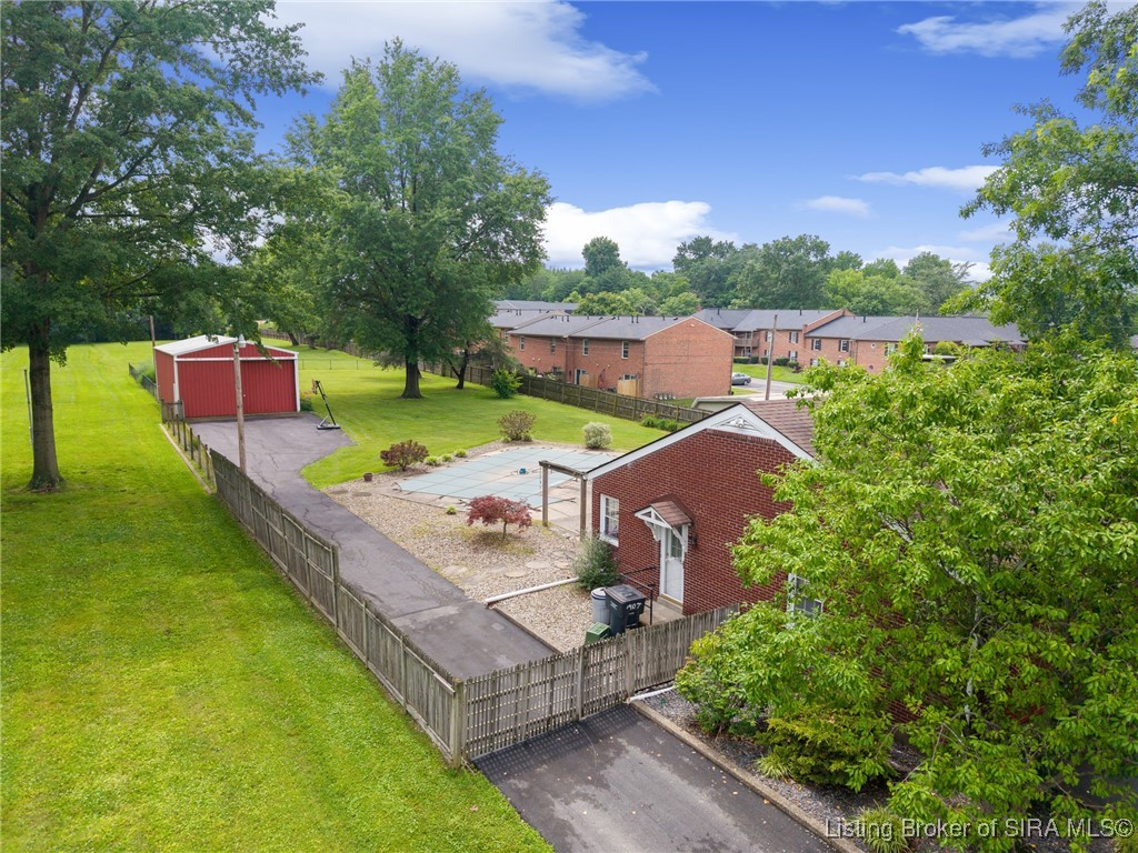 1407 Slate Run Road New Albany, IN 47150 - Photo 9 of 73 Gallery Image 9