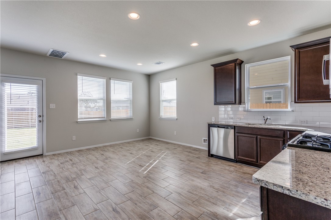 131 Trailside Lane Bastrop, TX 78602 - Photo 11 of 26