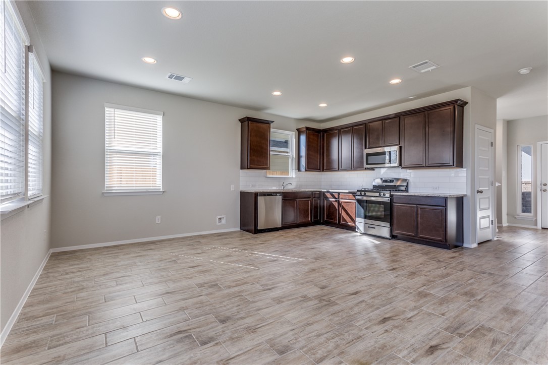 131 Trailside Lane Bastrop, TX 78602 - Photo 12 of 26