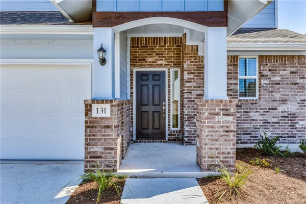 $1,895 | 131 Trailside Lane, Bastrop, TX 78602