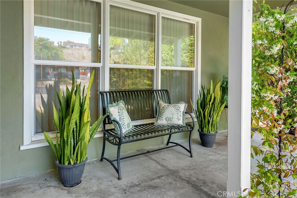27045 Springcreek Road Rancho Palos Verdes, CA 90275 - Photo 5 of 41