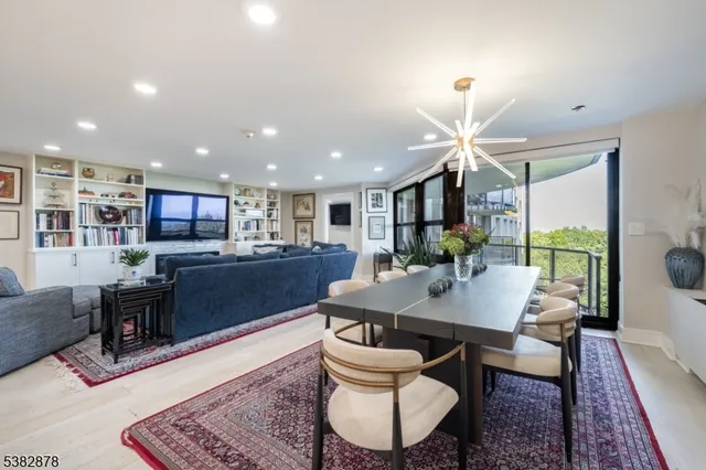 $595,000 | 2 Claridge Drive, Unit 8AE, Verona, NJ 07044