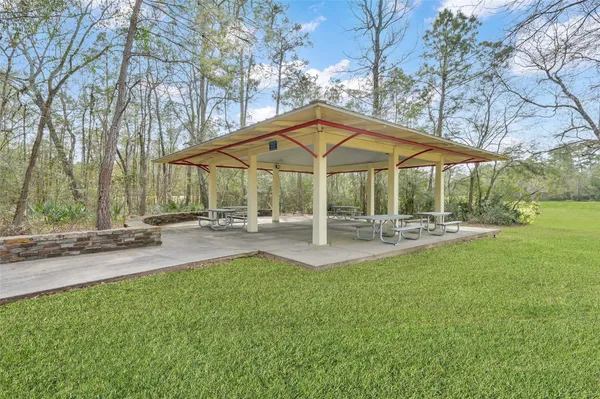 $465,000 | 22 Almond Branch Place, The Woodlands, TX 77382