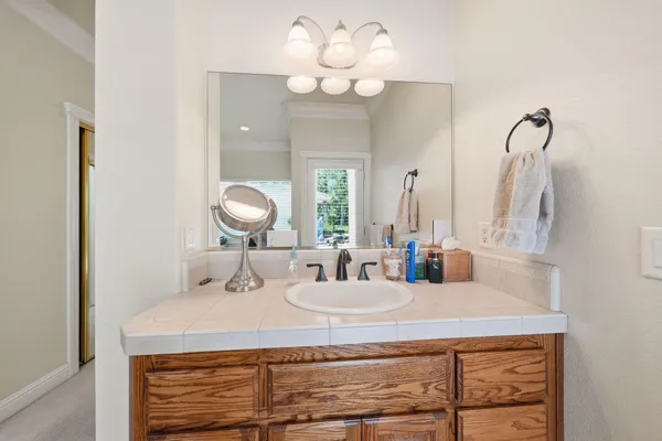 $789,900 | 19677 San Vincente Drive, Redding, CA 96003