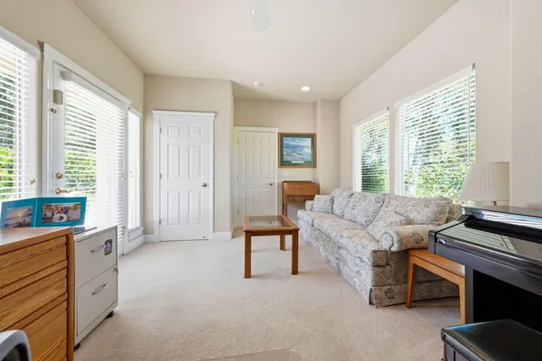 $789,900 | 19677 San Vincente Drive, Redding, CA 96003