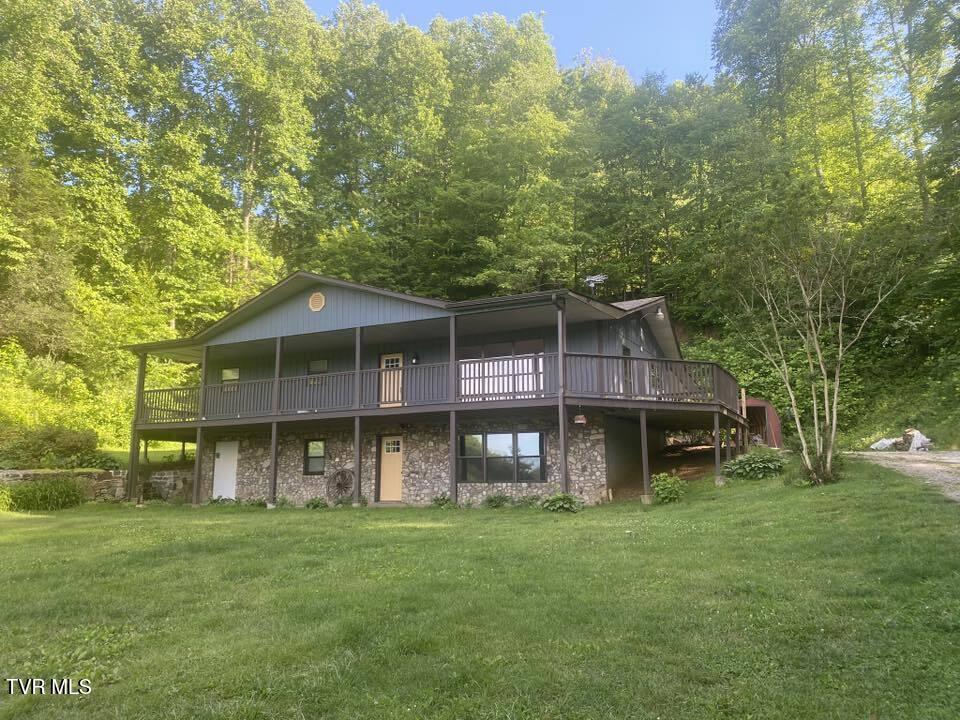 261 Rainbolt Street Butler, TN 37640 - Photo 1 of 34 pill