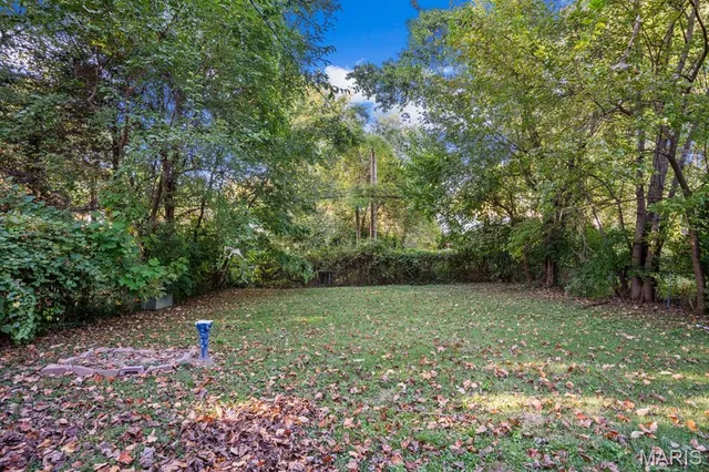 $64,500 | 10601 Spring Garden Drive, St. Louis, MO 63137