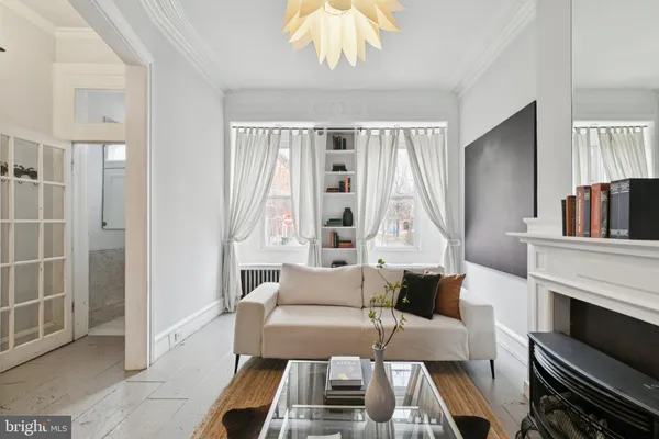 $4,500 | 1228 Catharine Street, Philadelphia, PA 19147