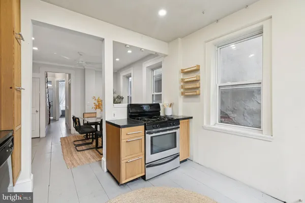 $4,500 | 1228 Catharine Street, Philadelphia, PA 19147