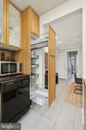 $4,500 | 1228 Catharine Street, Philadelphia, PA 19147