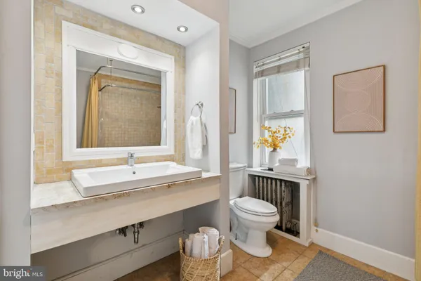 $4,500 | 1228 Catharine Street, Philadelphia, PA 19147