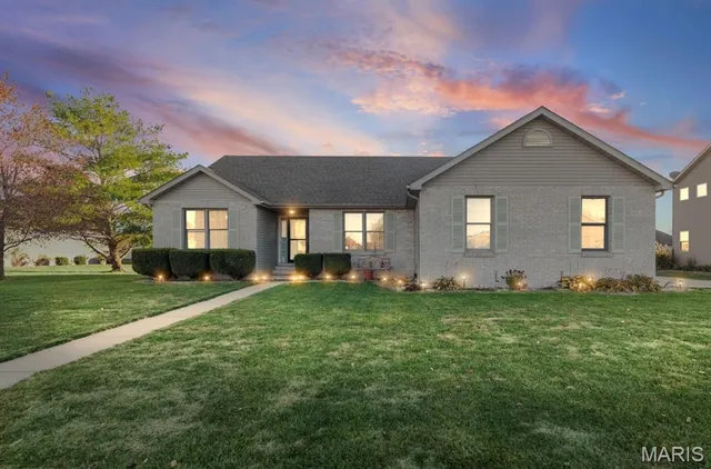 $399,000 | 9640 Mallard Drive, Mascoutah, IL 62258