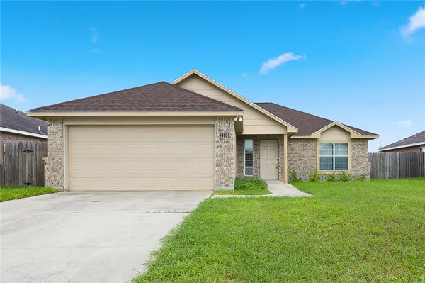 $258,900 | 2104 Margaret Lane, Kingsville, TX 78363