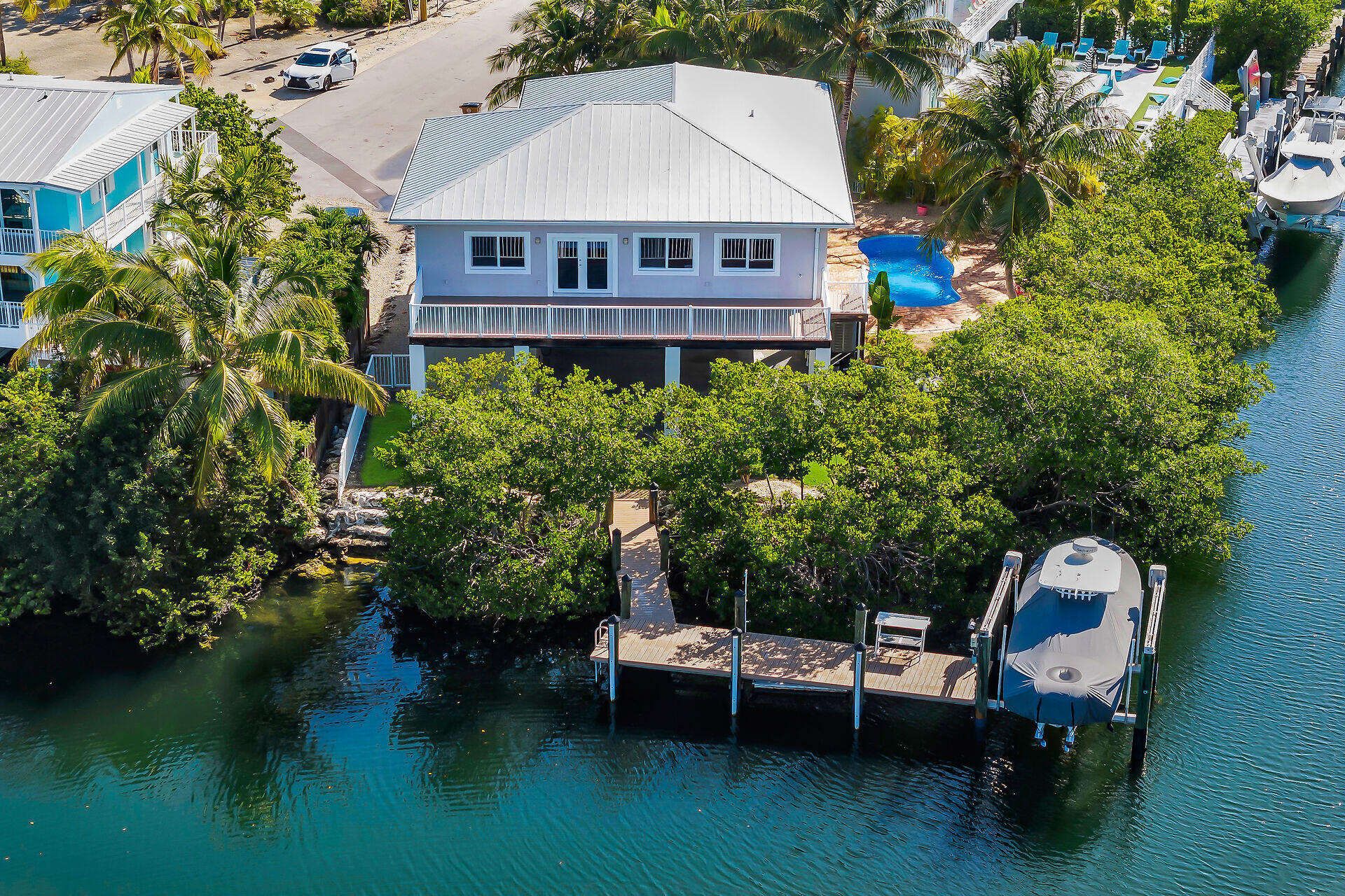 217 Bruce Court Marathon, FL 33050 - Photo 12 of 65 virtual-tour-363758-09