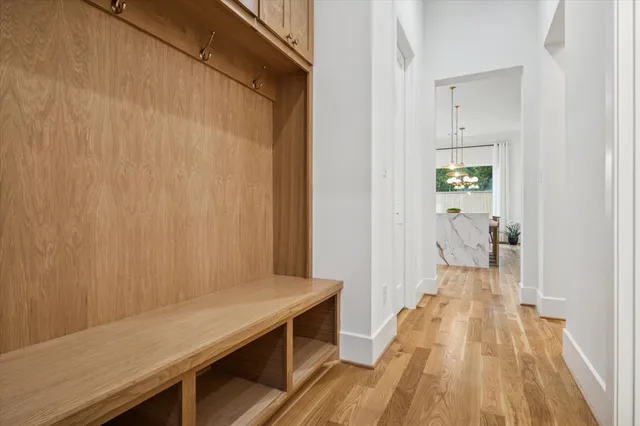 $1,890,000 | 1330 Richelieu Lane, Houston, TX 77018