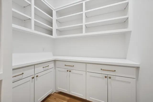 $1,890,000 | 1330 Richelieu Lane, Houston, TX 77018