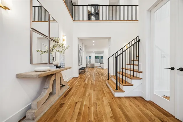 $1,890,000 | 1330 Richelieu Lane, Houston, TX 77018