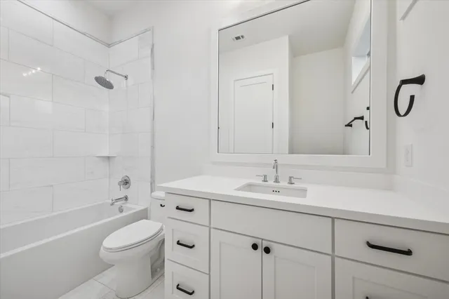 $1,890,000 | 1330 Richelieu Lane, Houston, TX 77018