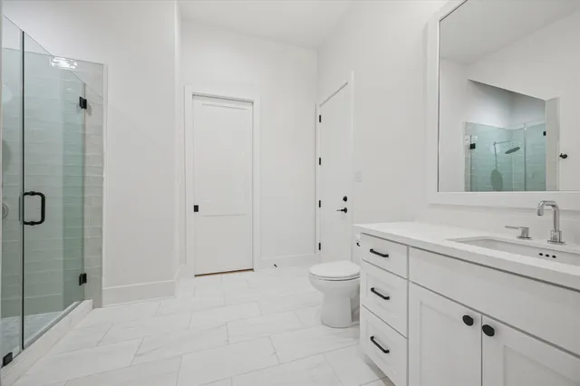 $1,890,000 | 1330 Richelieu Lane, Houston, TX 77018