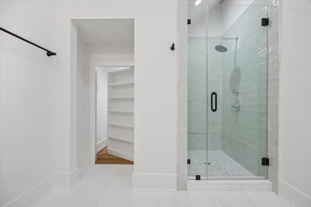 $1,890,000 | 1330 Richelieu Lane, Houston, TX 77018