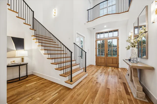 $1,890,000 | 1330 Richelieu Lane, Houston, TX 77018