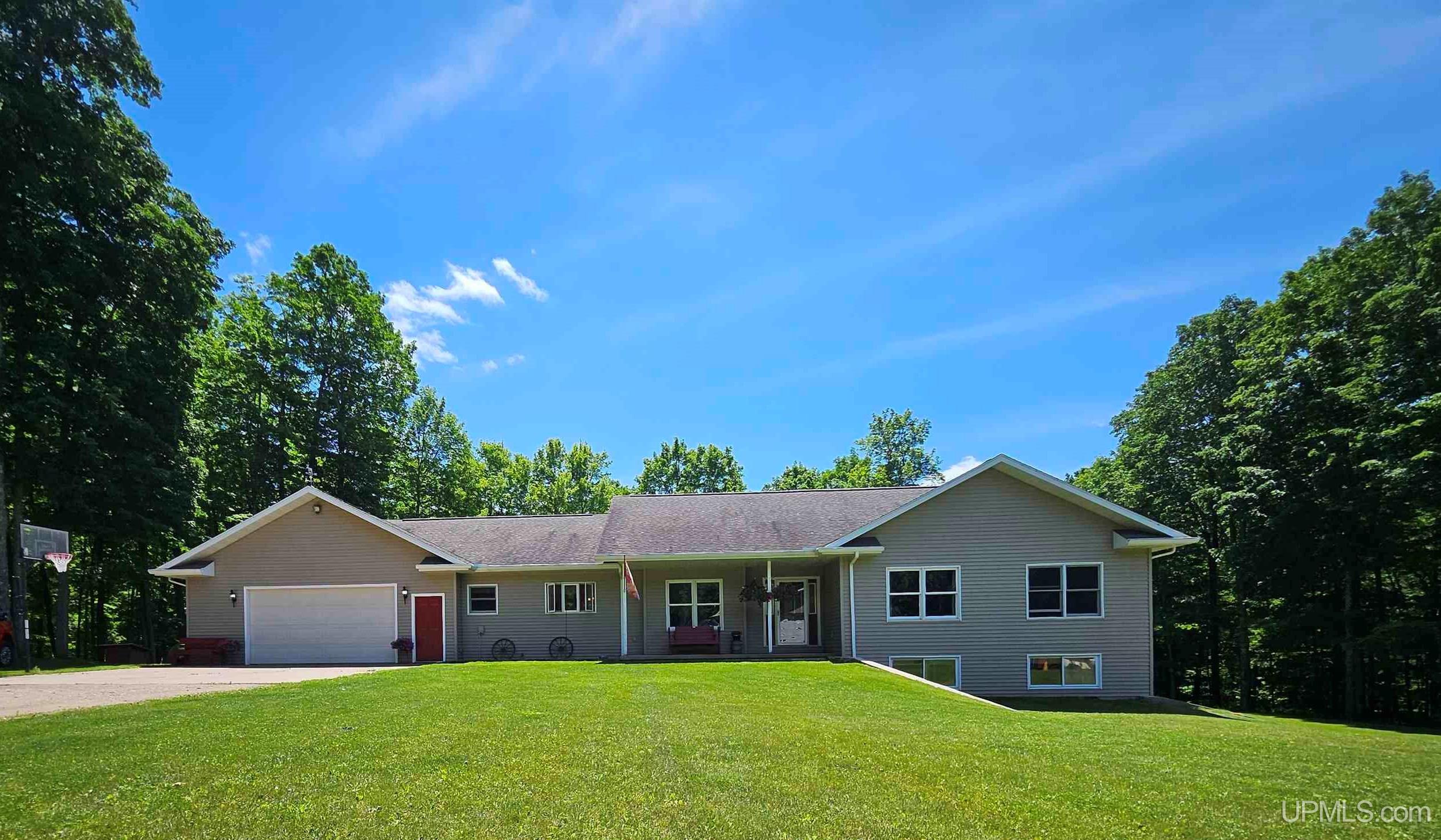 3101 West Ridge Crest Road Vulcan, MI 49892 - Photo 1 of 69