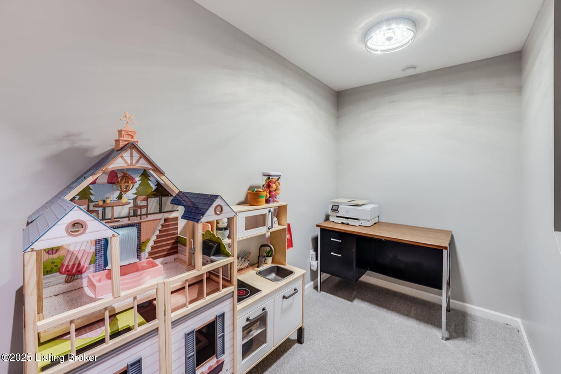 14229 Academy Ridge Boulevard Louisville, KY 40245 - Photo 29 of 36 photo_online_029