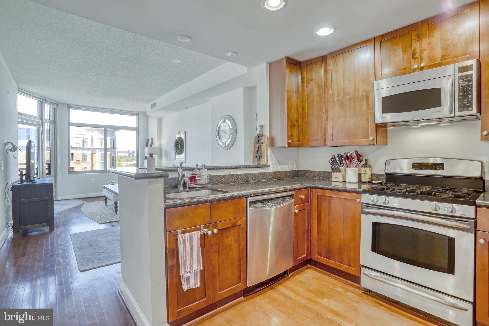 3650 South Glebe Road, Unit 650 Arlington, VA 22202 - Photo 15 of 45 Gallery Image 15