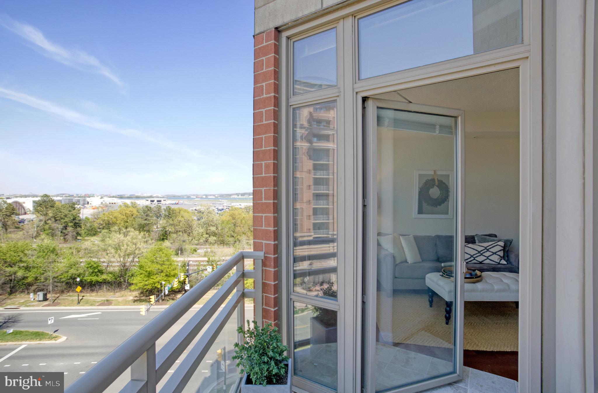 3650 South Glebe Road, Unit 650 Arlington, VA 22202 - Photo 9 of 45 Gallery Image 9