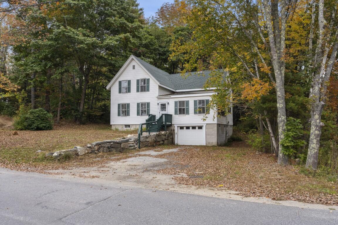 39 Montgomery Road Boothbay Harbor, ME 04538 - Photo 2 of 32 3