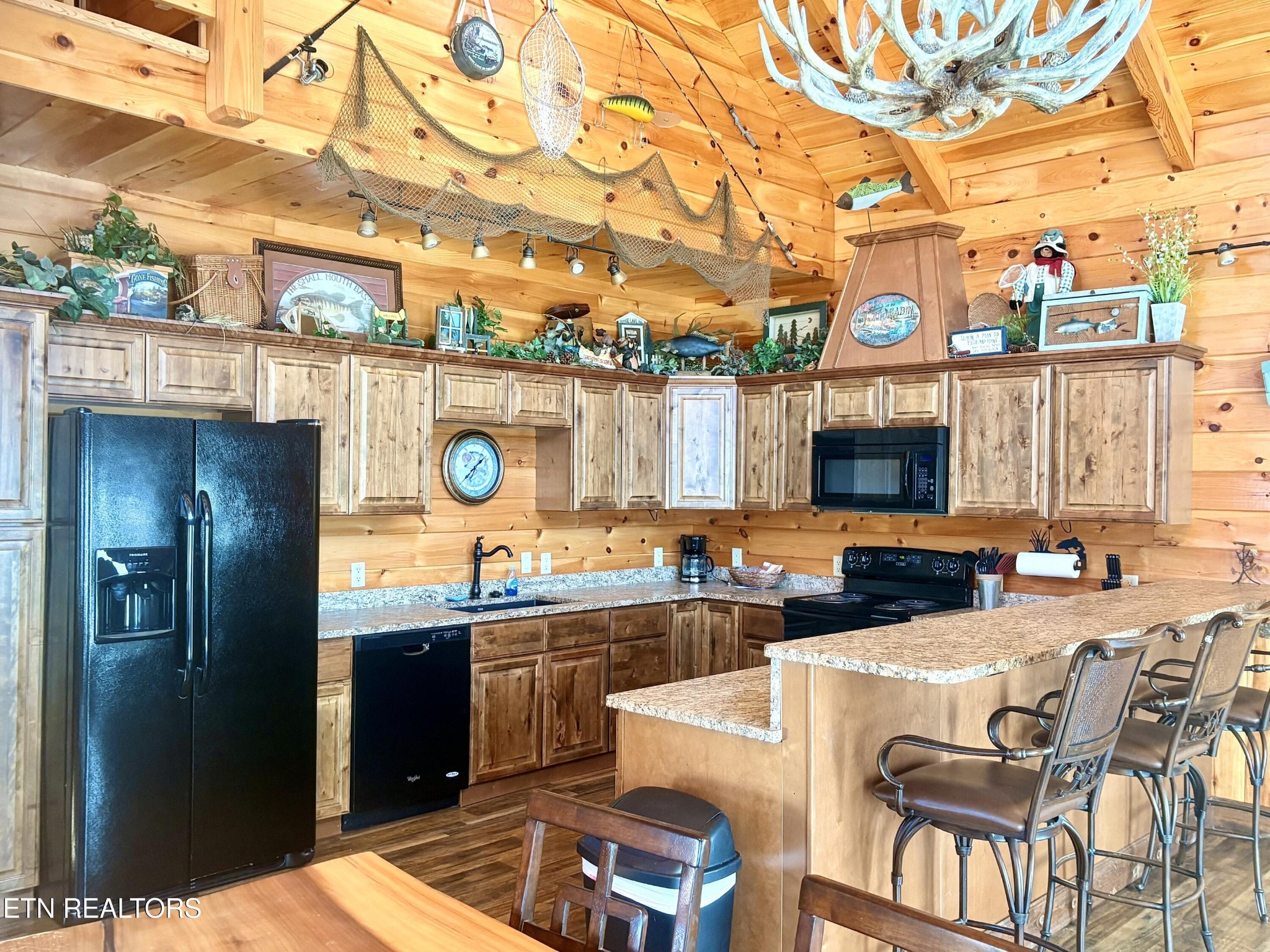 126 Rafter Road Tellico Plains, TN 37385 - Photo 7 of 13