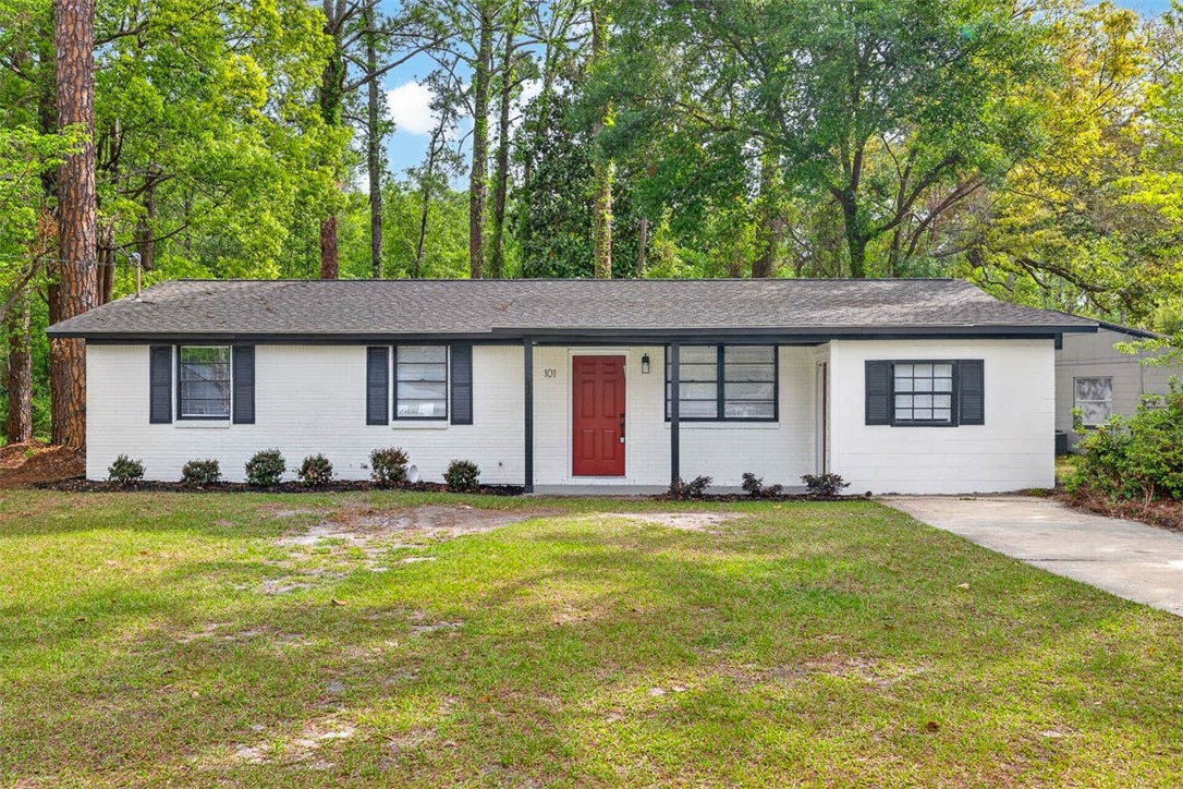 101 Saxon Street Brunswick, GA 31525 - Photo 1 of 23