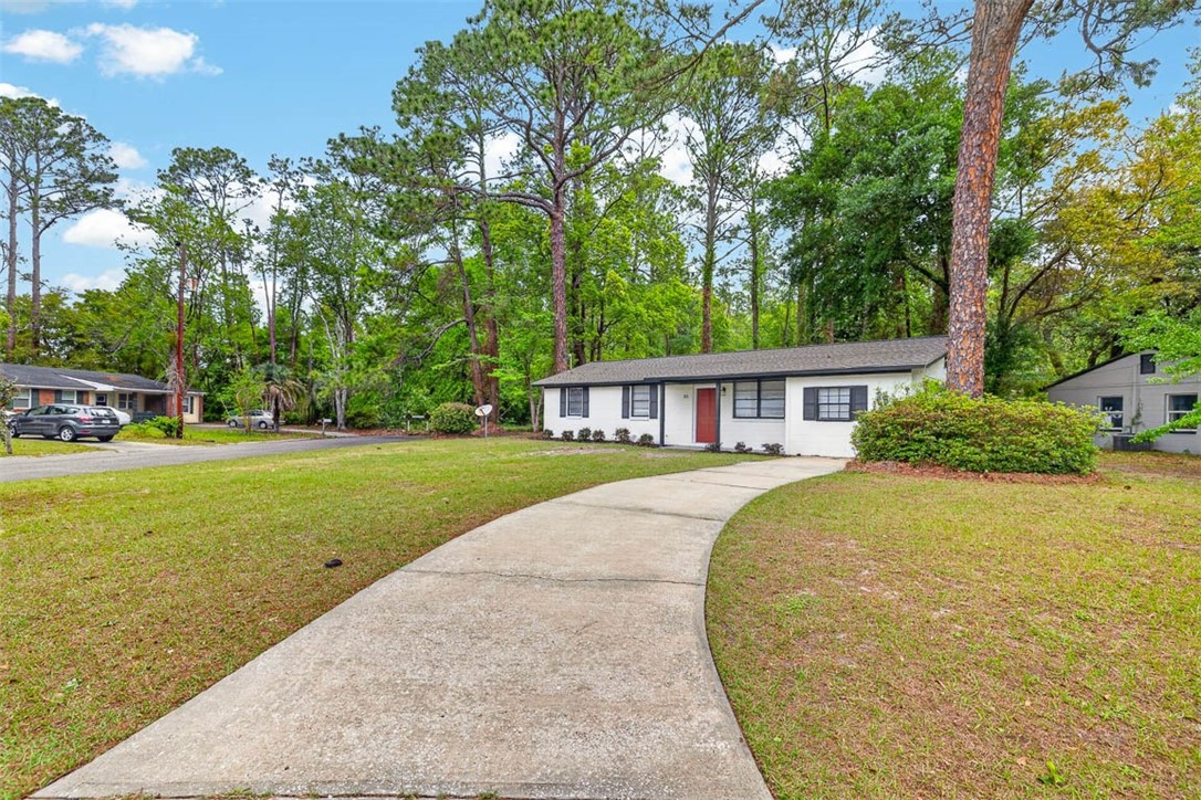 101 Saxon Street Brunswick, GA 31525 - Photo 2 of 23