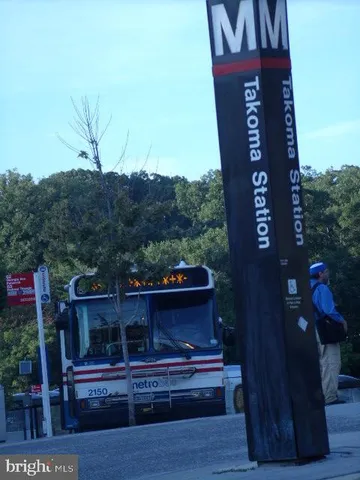 $2,000 | 5514 1st Street Northwest, Unit 103, Washington, DC 20011