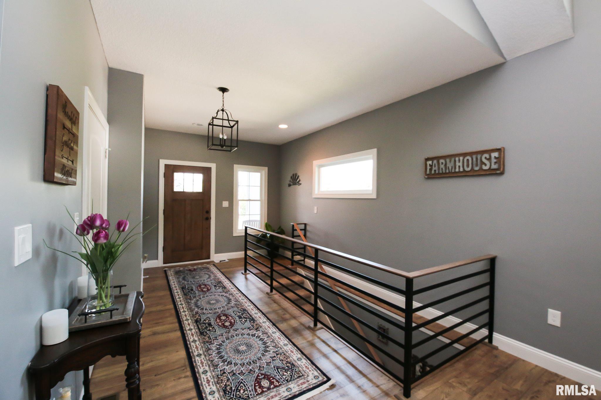 3417 Moencks Road Bettendorf, IA 52722 - Photo 3 of 40 Gallery Image 3