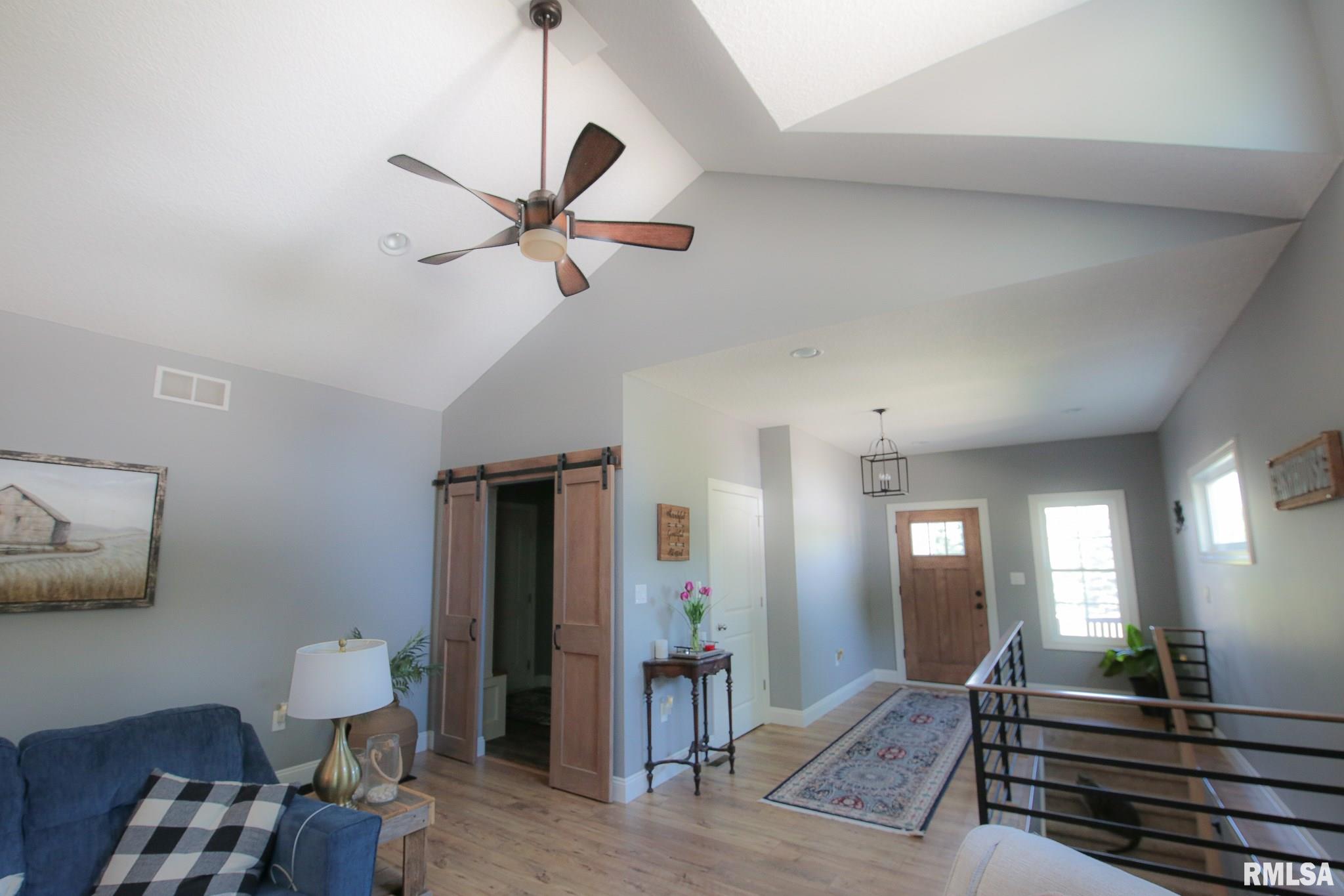 3417 Moencks Road Bettendorf, IA 52722 - Photo 4 of 40 Gallery Image 4
