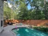 a view of yard with green space