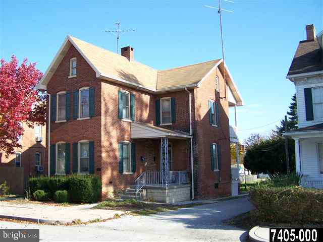 317 East Walnut Street Hanover, PA 17331 - Photo 2 of 7 Gallery Image 2