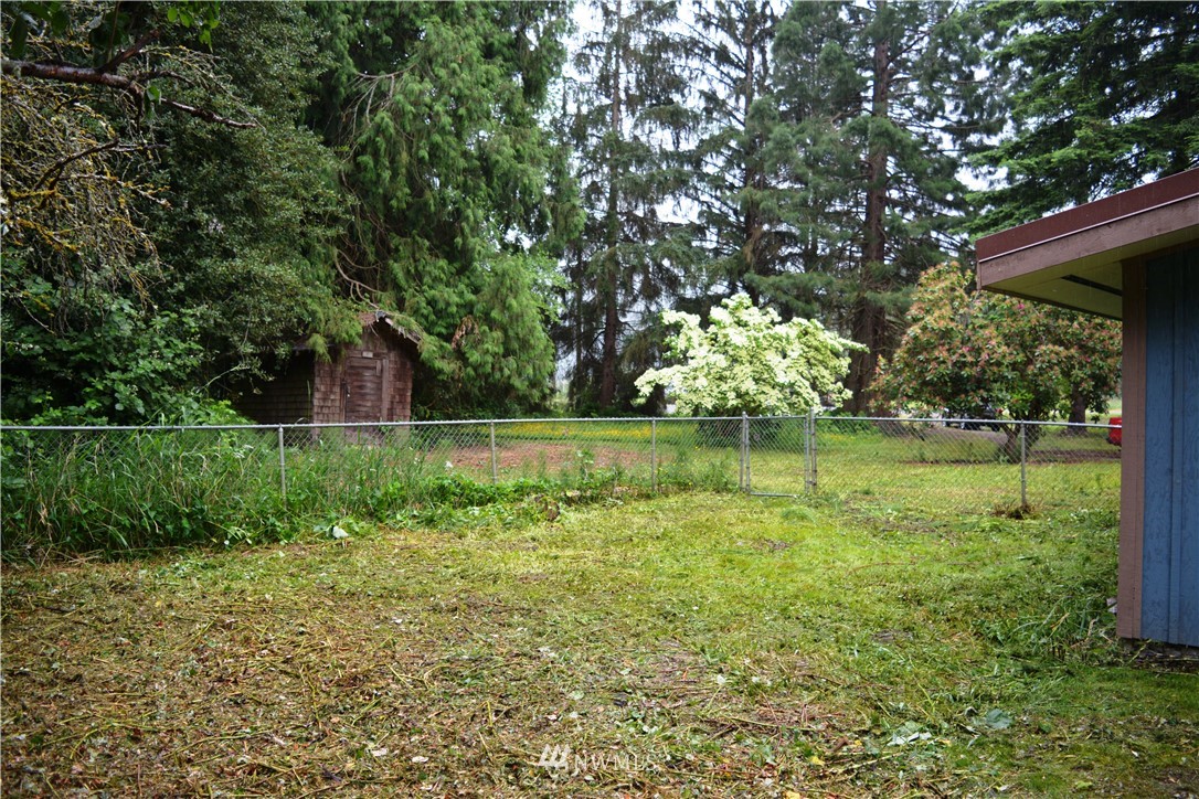 4326 Deming Road Deming, WA 98247 - Photo 12 of 25