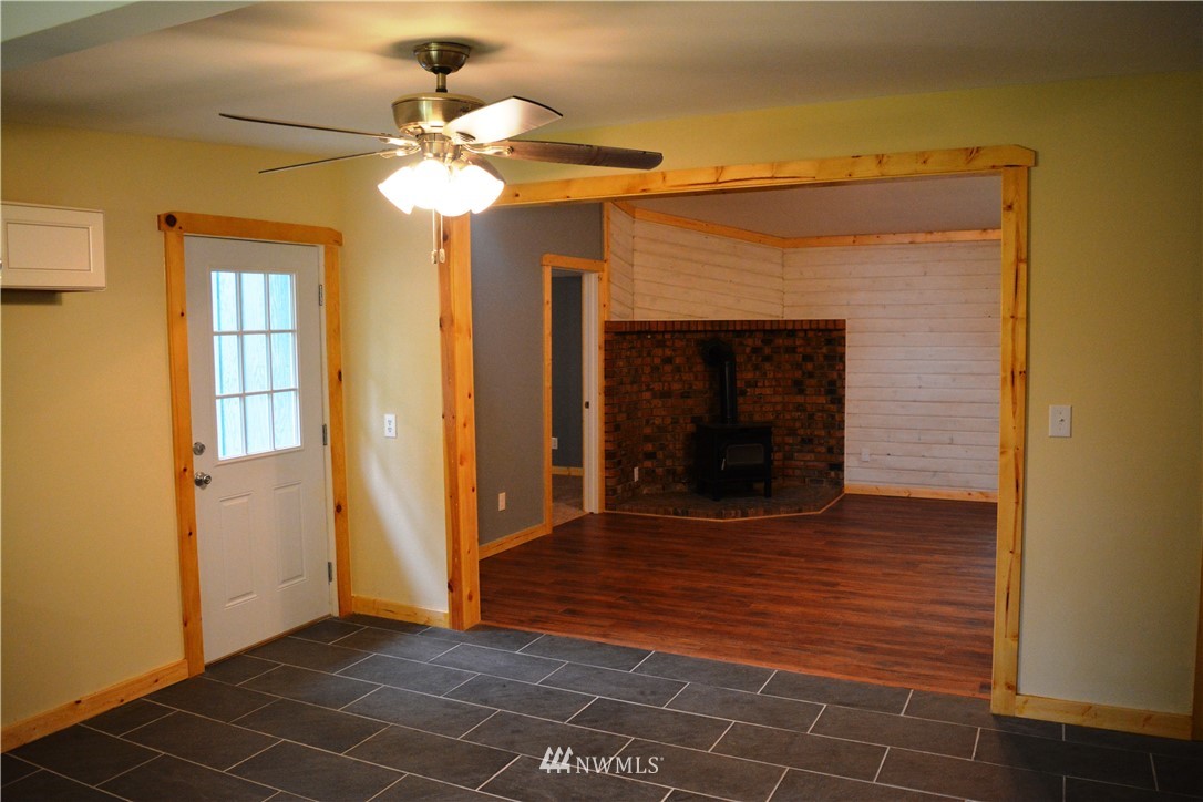 4326 Deming Road Deming, WA 98247 - Photo 6 of 25