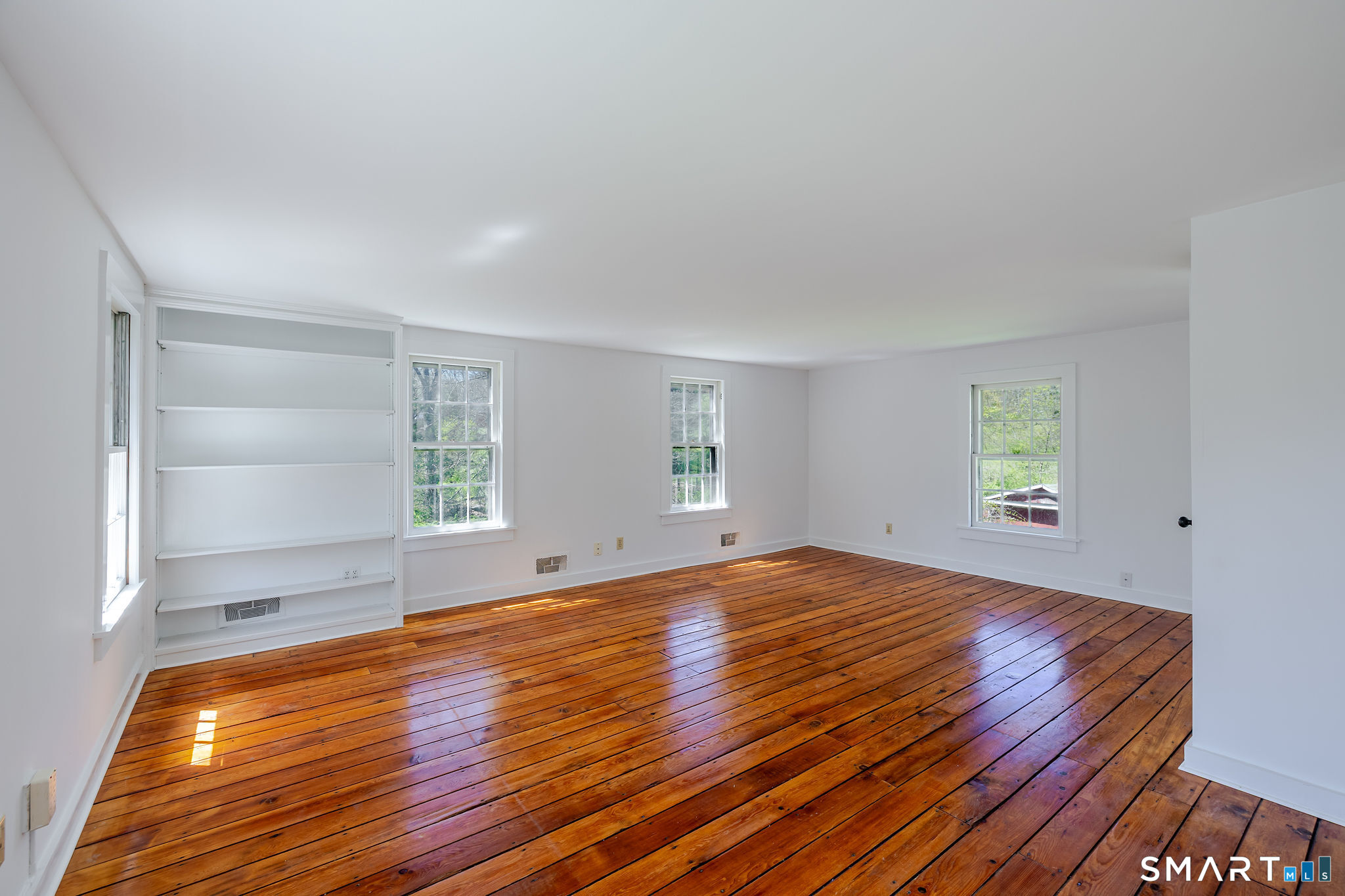32 Pond Brook Road Newtown, CT 06470 - Photo 29 of 40