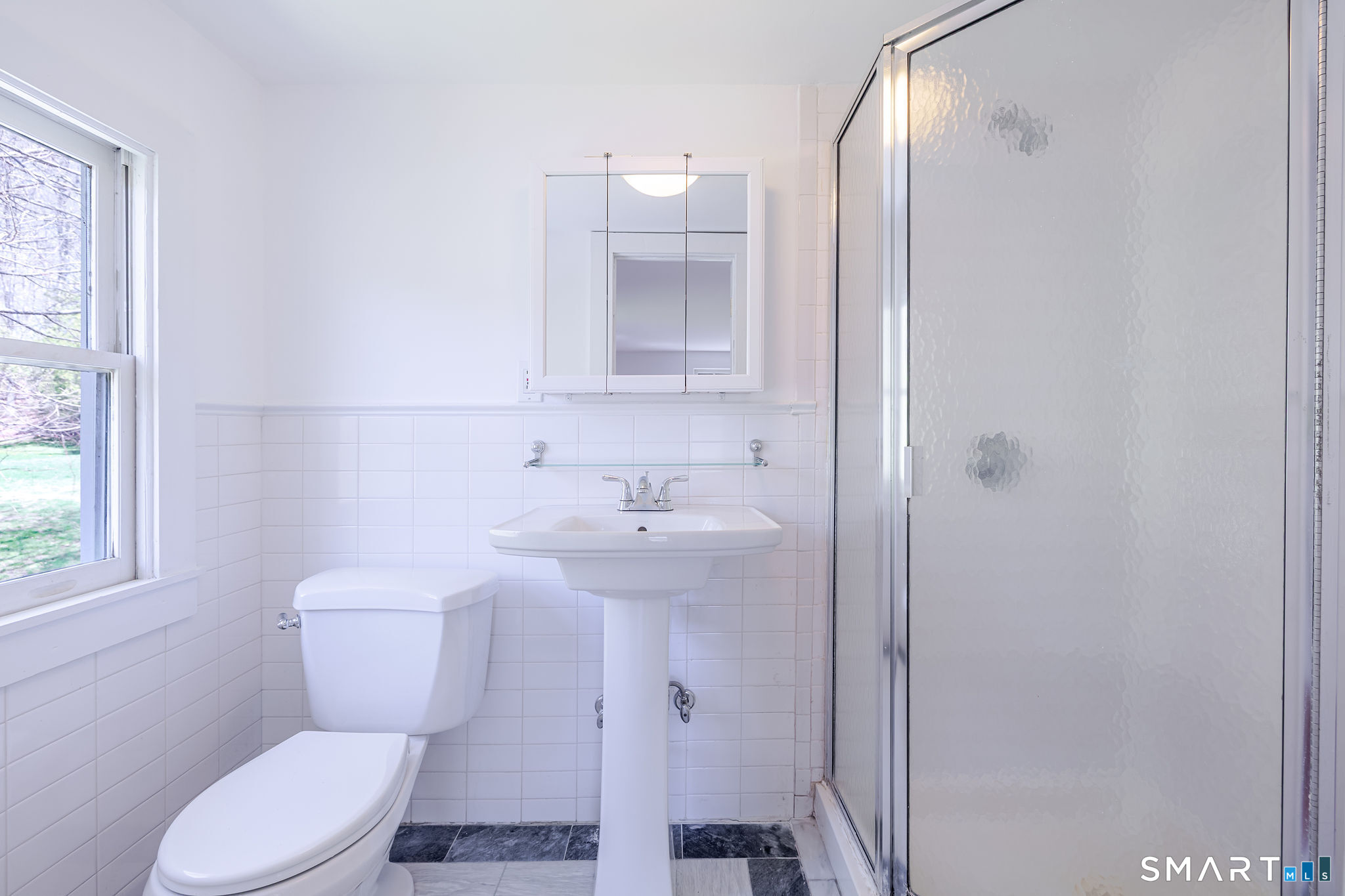 32 Pond Brook Road Newtown, CT 06470 - Photo 32 of 40 En suite Bathroom for bedroom 2