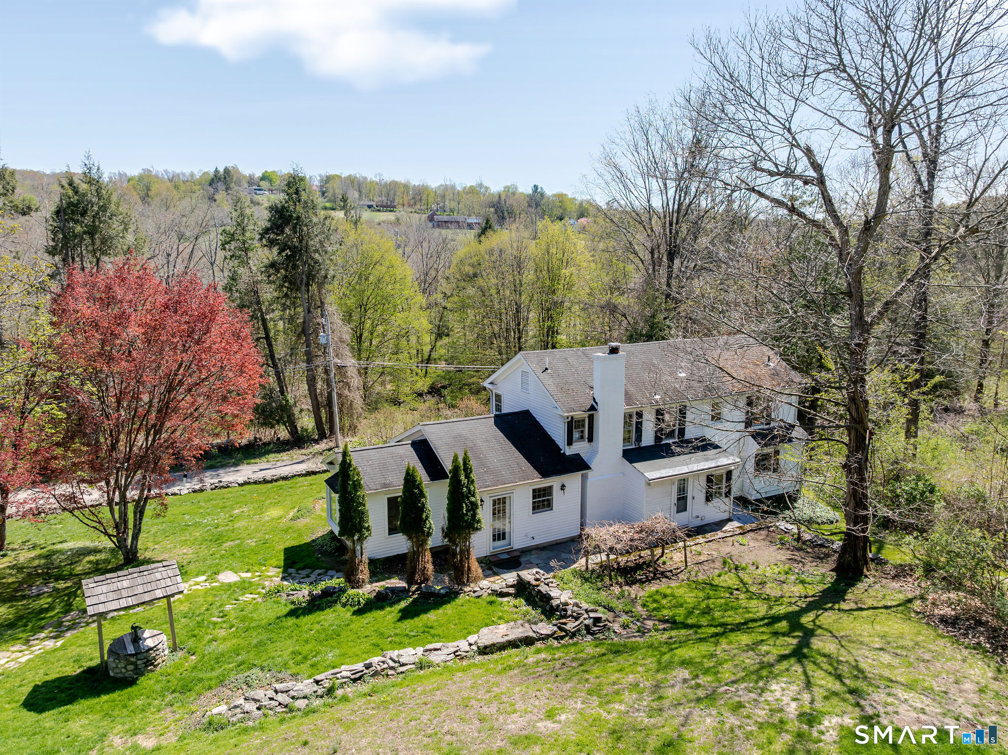 32 Pond Brook Road Newtown, CT 06470 - Photo 4 of 40
