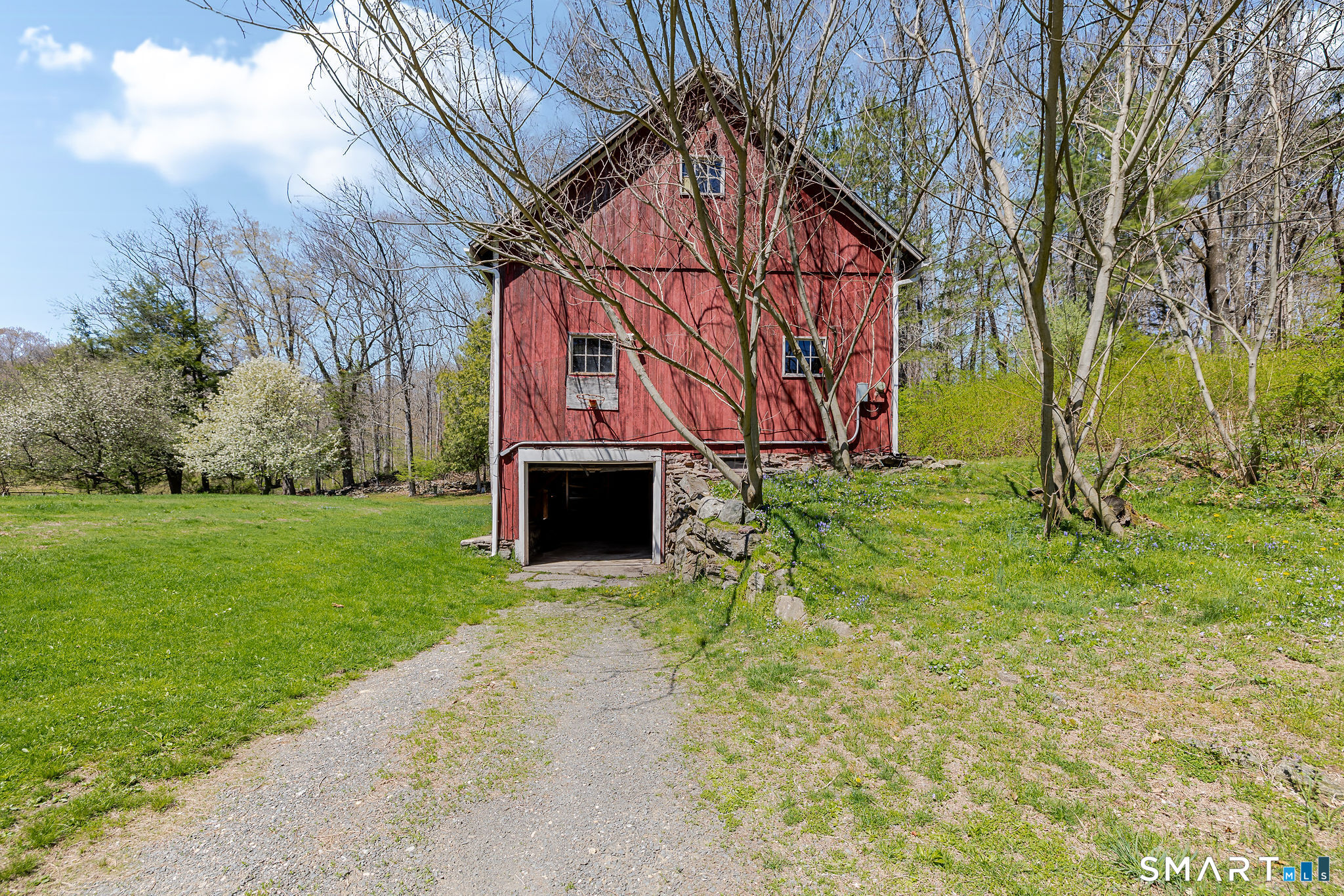 32 Pond Brook Road Newtown, CT 06470 - Photo 9 of 40