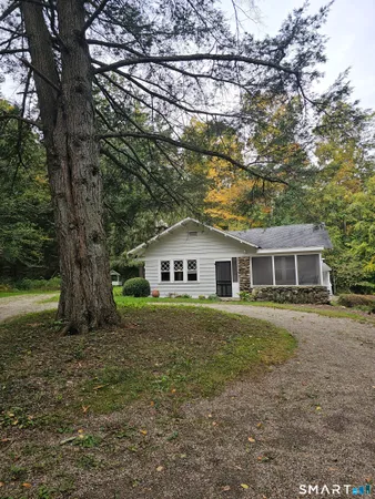 $3,200 | 425 Redding Road, Redding, CT 06896