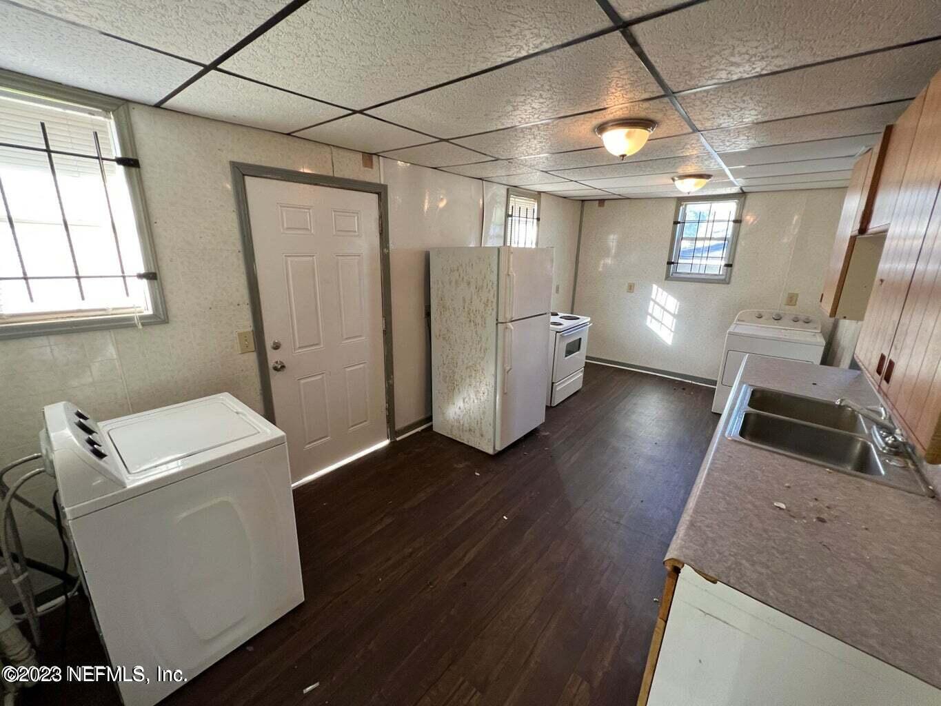 526 East 3rd Street Jacksonville, FL 32206 - Photo 11 of 33 20221220203712169483000000-o